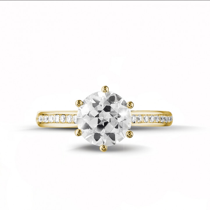 2.00 Karat Diamant Solitärring aus Gelbgold mit kleinen Diamanten