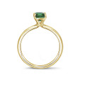 Solitärring aus Gelbgold mit Smaragd
