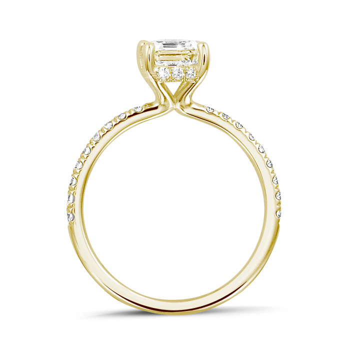 1.20 Karat Solitärring mit Diamant im Asscher-Schliff und hidden halo aus Gelbgold 