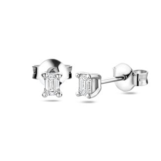 Ohrringe - 0.30 Kt Solitär-Ohrringe mit Smaragdschliff-Diamanten in Weißgold