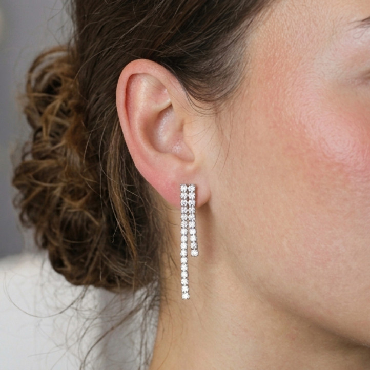3.90 Karat Diamant-Rivière Ohrringe in Weißgold