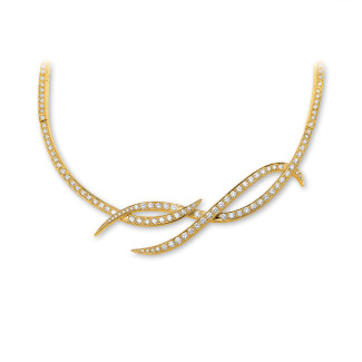 7.90 Karat Diamant Design Halskette aus Gelbgold