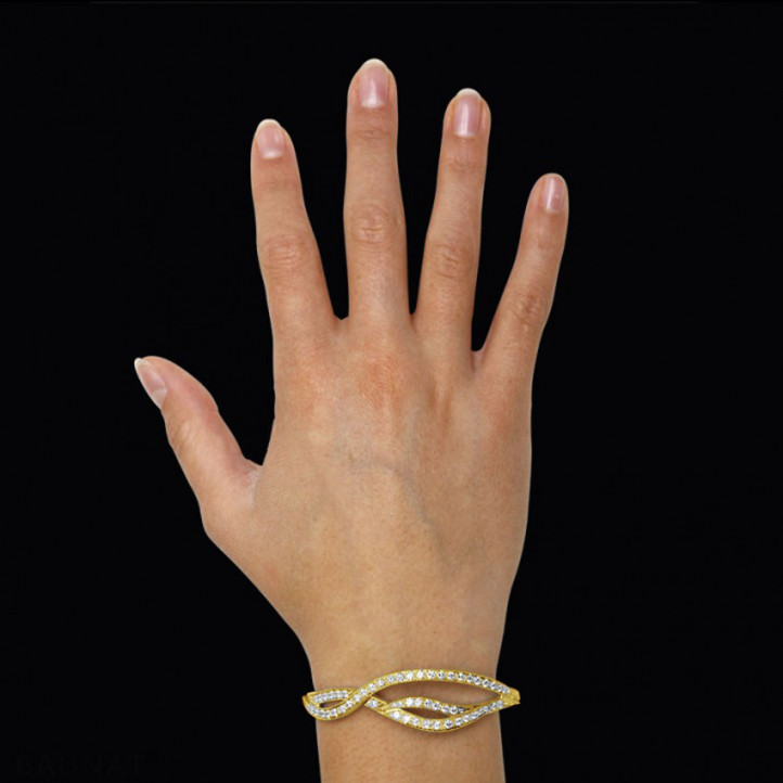 3.32 Karat Diamant Design Armband aus Gelbgold