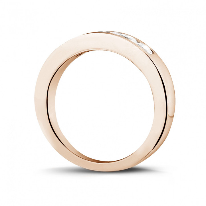 0.75 Karat Memoire Ring mit Prinzessdiamanten aus Rotgold