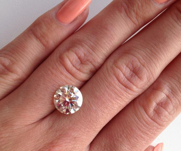 Loser runder Diamant im Brillantschliff