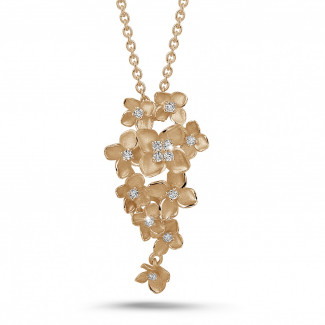Halsketten - 0.35 Karat Diamant Design Blumenanhänger aus Rotgold
