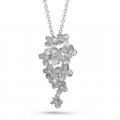 Exklusiver BAUNAT-Stock Sale (keine 30 Tage Rückgabe) - 0.35 Karat Diamant Design Blumenanhänger aus Weißgold (Erhältlich in Größe 42cm)
