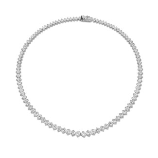 Halsketten - 20.10 Karat sich verjüngende Diamant Halskette aus Weißgold