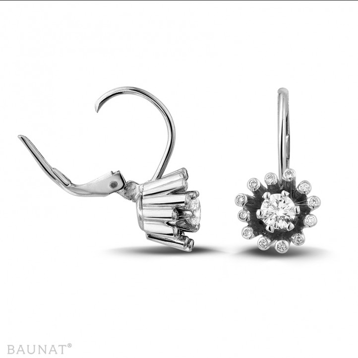 0.50 Karat Diamant Design Ohrringe aus Weißgold