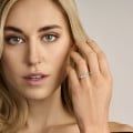 1.35 Karat Memoire Ring mit Prinzessdiamanten aus Weißgold