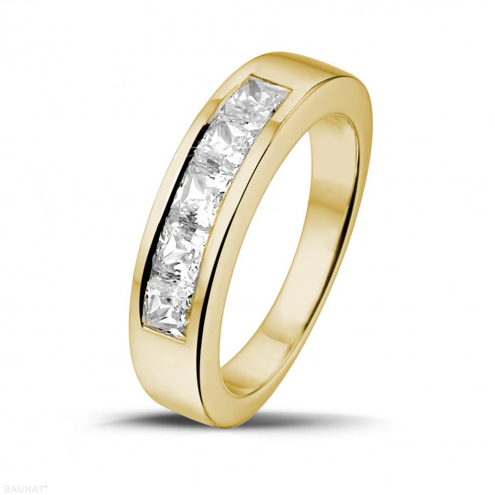 1.35 Karat Memoire Ring mit Prinzessdiamanten aus Gelbgold