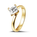 1.00 Karat Solitärring in Gelbgold mit Prinzessdiamanten