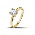 0.70 Karat Solitärring in Gelbgold mit Prinzessdiamanten