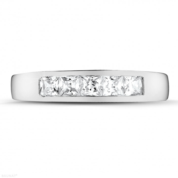 0.75 Karat Memoire Ring mit Prinzessdiamanten aus Platin
