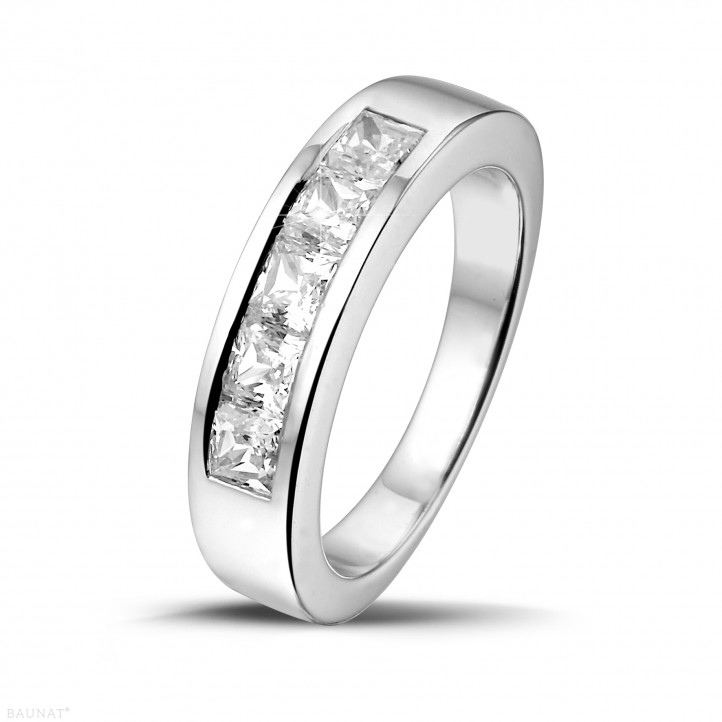 1.35 Karat Memoire Ring mit Prinzessdiamanten aus Platin