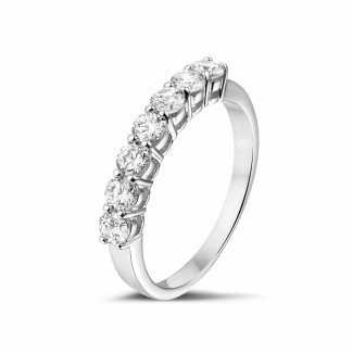 Ring with brilliant - 0.70 carat diamond eternity ring in platinum