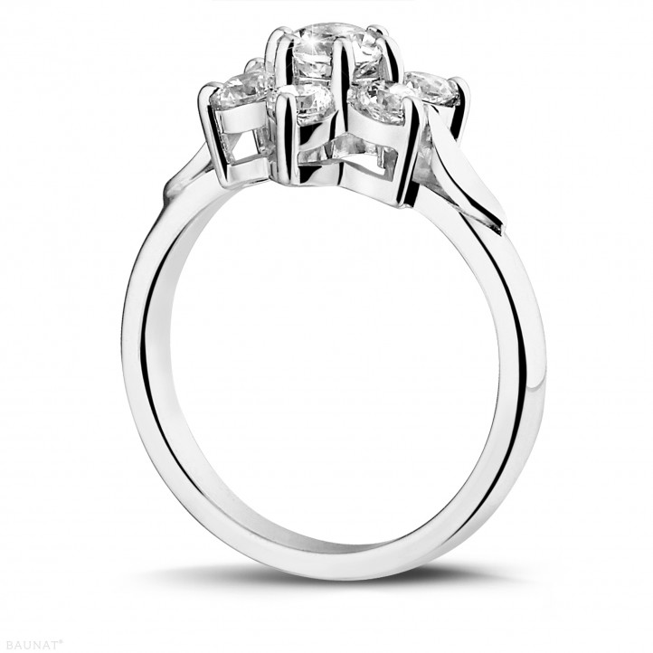 1.15 carat diamond flower ring in platinum
