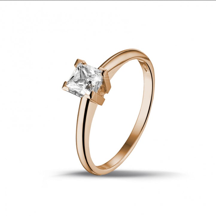 0.50 carat solitaire ring in red gold with princess diamond
