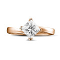 1.00 carat solitaire ring in red gold with princess diamond