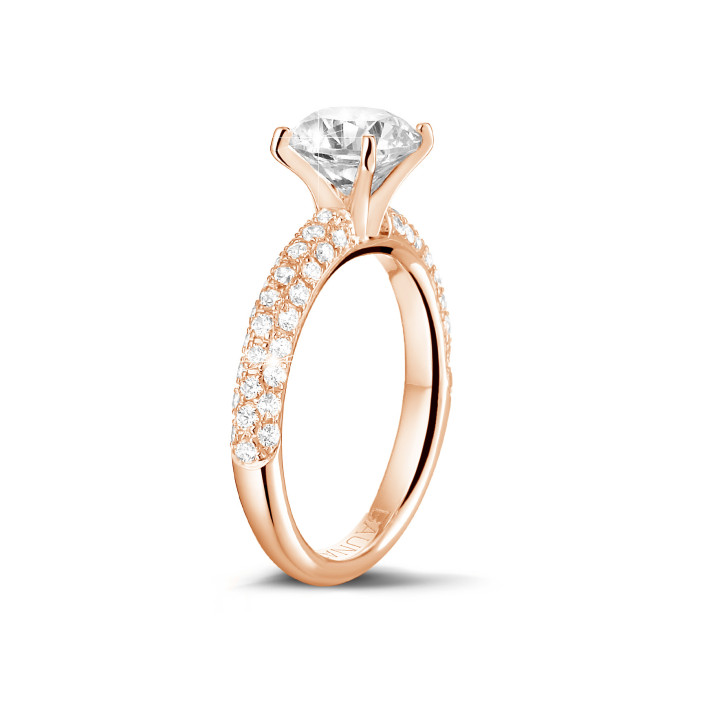 1.00 carat solitaire ring (half set) in red gold with side diamonds