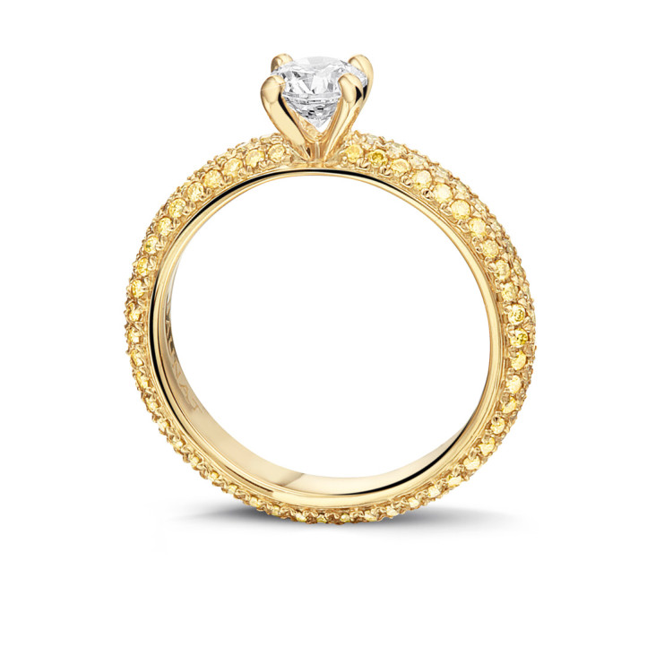 0.50 carat solitaire ring (full set) in yellow gold with yellow side diamonds