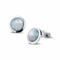 White golden cufflinks with blue mother of pearl and round diamonds