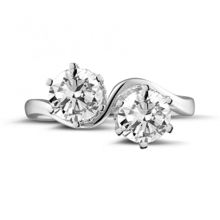 1.50 carat diamond Toi et Moi ring in platinum