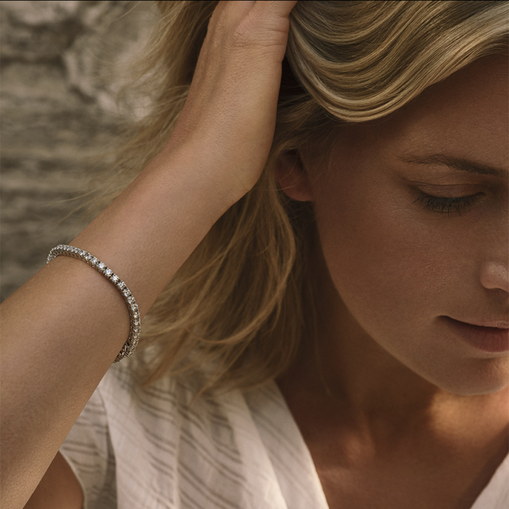 4.40 carat diamond tennis bracelet in white gold