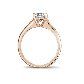 Engagement - 1.00 carat solitaire ring in red gold with round diamond and four prongs