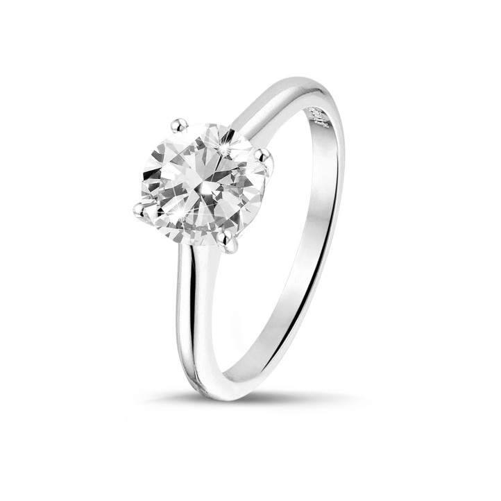 1.50 carat solitaire ring in platinum with round diamond and four prongs