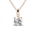 1.00 carat solitaire pendant in red gold with round diamond and four prongs