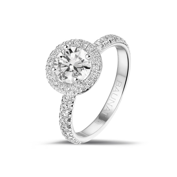 0.90 carat solitaire halo ring in platinum with round diamonds