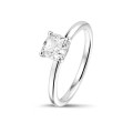 1.00 carat solitaire ring with a cushion diamond in white gold