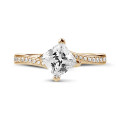 3.00 carat solitaire ring in red gold with princess diamond and side diamonds