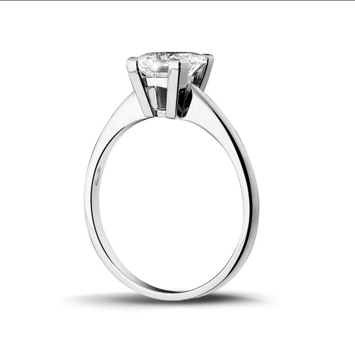 1.20 carat solitaire ring in platinum with princess diamond