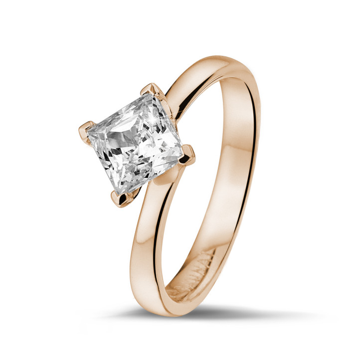 2.00 carat solitaire ring in red gold with princess diamond