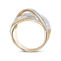 1.35 carat ring in red gold with round and baguette diamonds