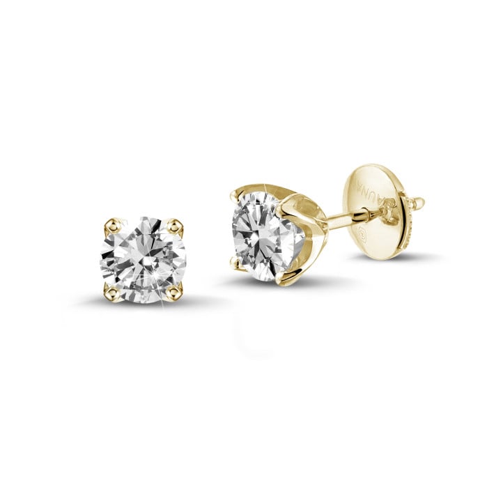 solitaire earrings in yellow gold with round diamonds of 2.00 Ct each