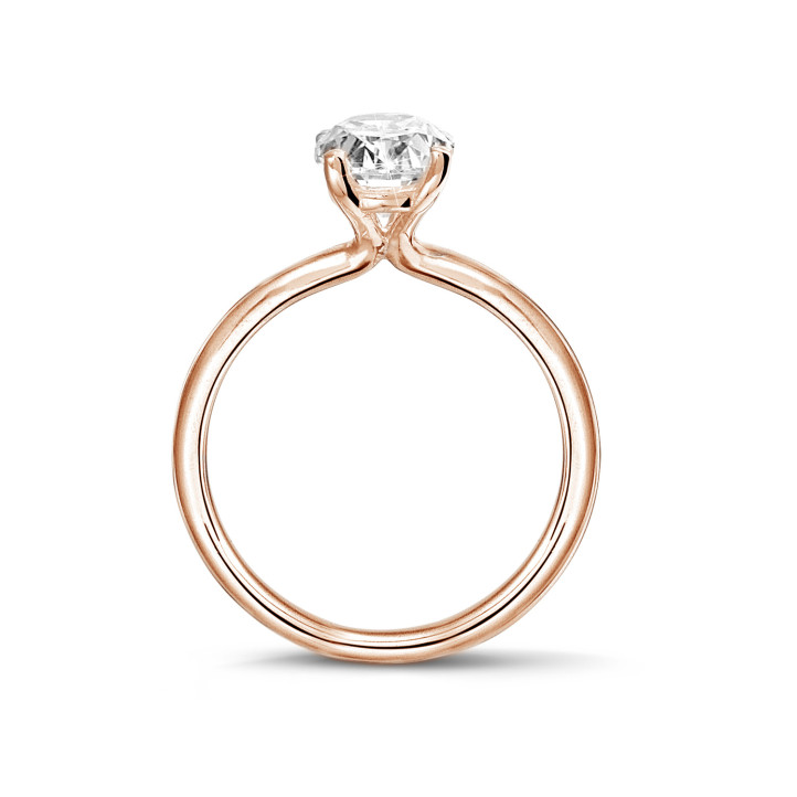 1.00Ct solitaire ring in red gold with oval diamond