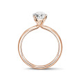 1.50Ct solitaire ring in red gold with oval diamond
