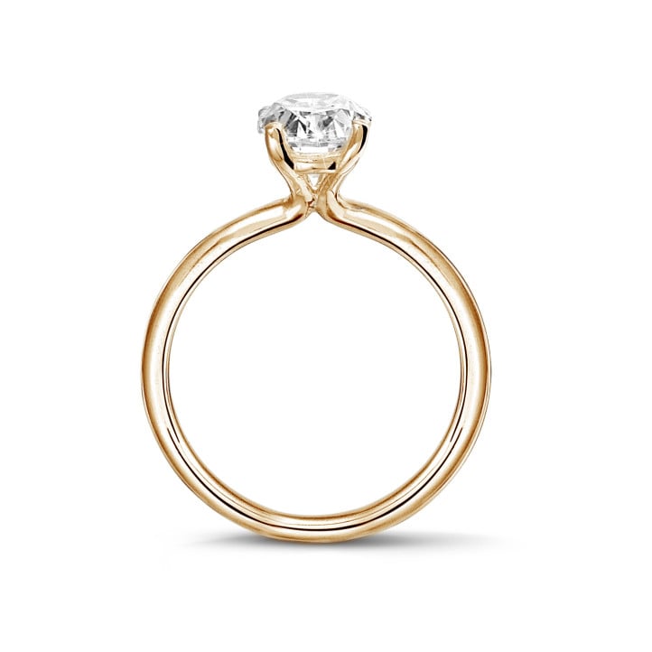1.20Ct solitaire ring in yellow gold with oval diamond