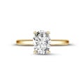 1.20Ct solitaire ring in yellow gold with oval diamond