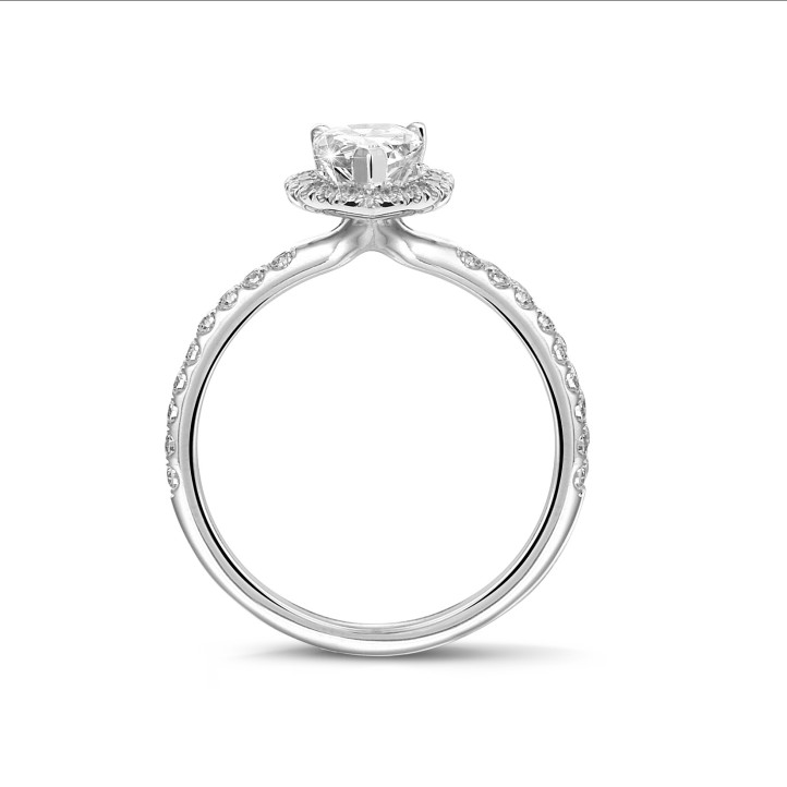 2.00Ct halo ring in white gold with pear diamond