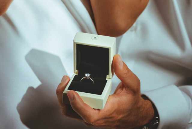BAUNAT Engagement rings