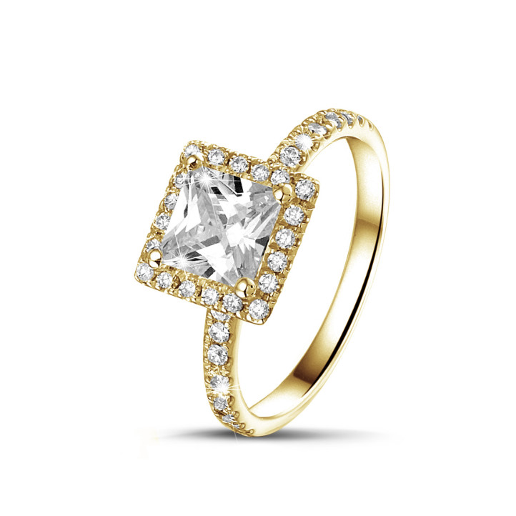 1.20 carat solitaire halo ring with a princess diamond in yellow gold with round diamonds