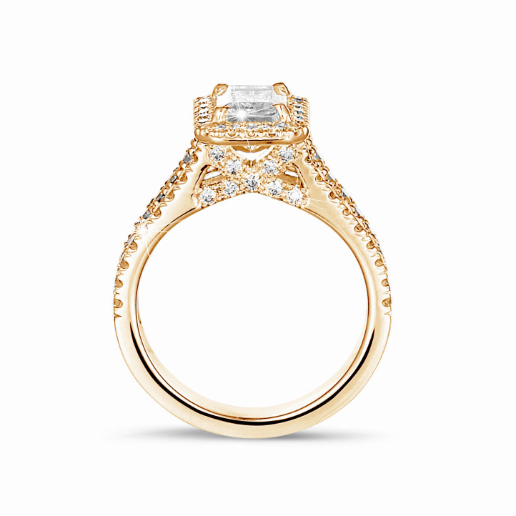 1.00 carat solitaire ring in red gold with an emerald cut diamond and side diamonds
