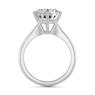 Tailor made jewellery - Bespoke solitaire ring with brilliant cut diamond