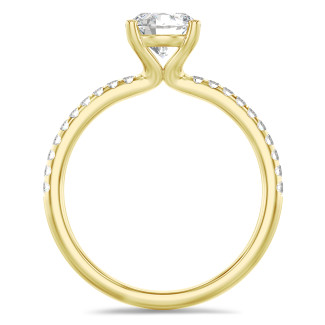 Rings - 1.00 carat solitaire ring in yellow gold with side diamonds