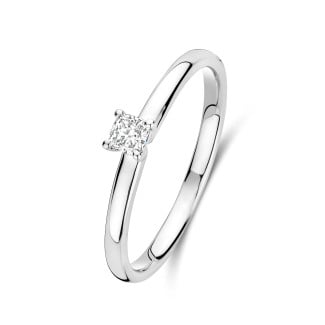 0.15 carat solitaire ring with a cushion cut diamond in white gold