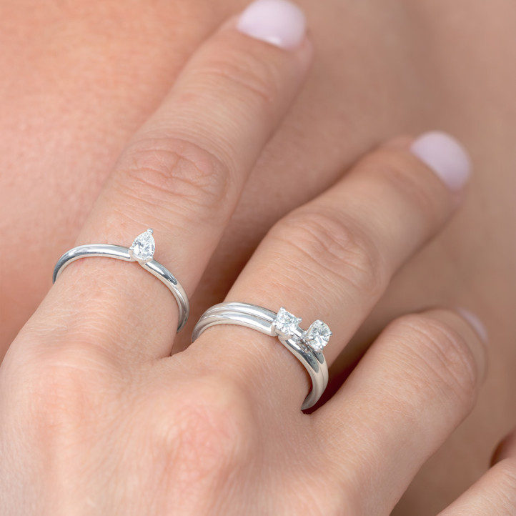0.15 carat solitaire ring with a princess cut diamond in yellow gold